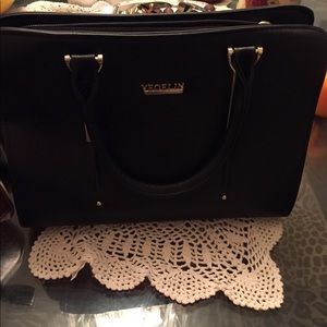 veoelin purse